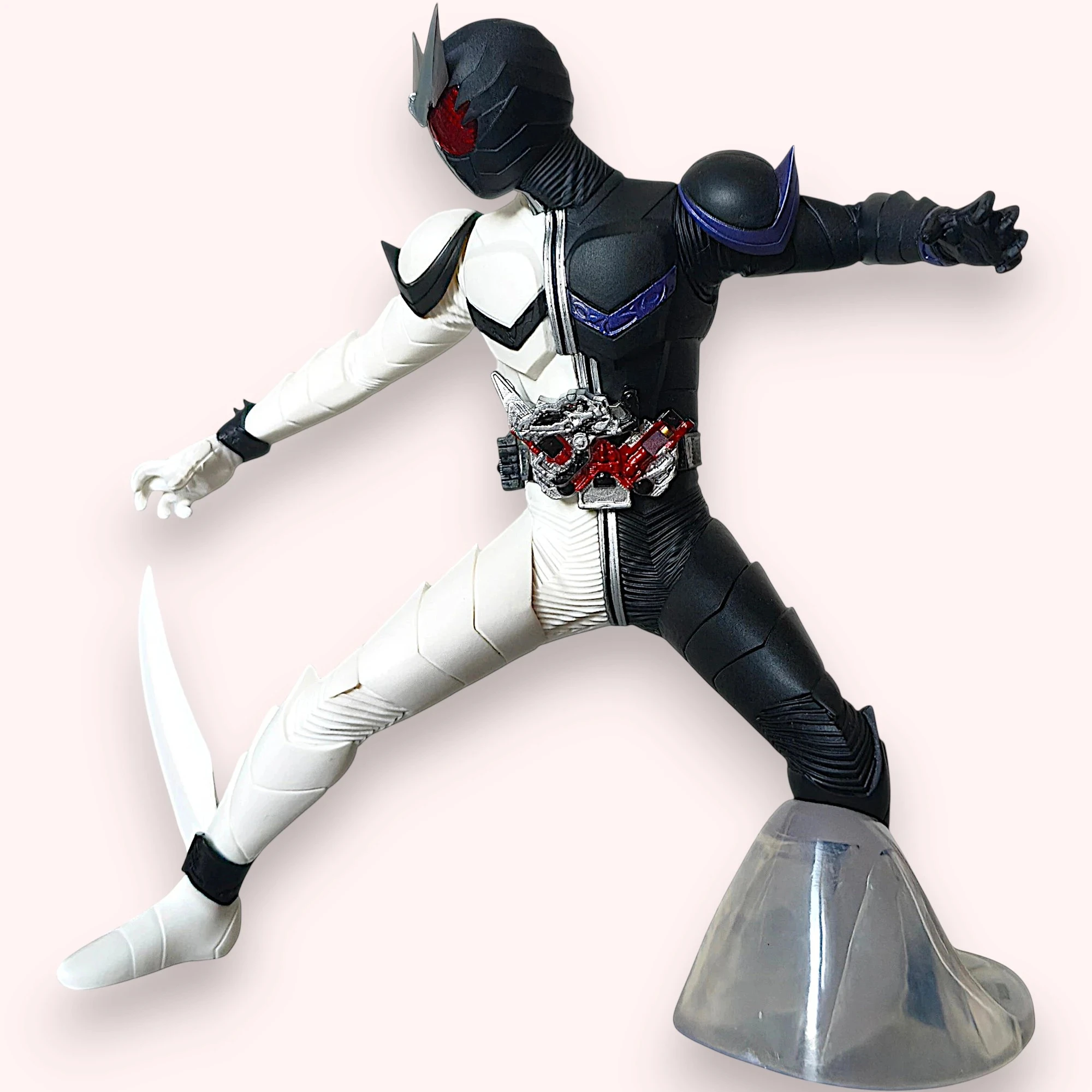 Figura Kamen Rider W Fangjoker Ver. A – Estatua Valiente del Héroe – Banpresto – photo 2